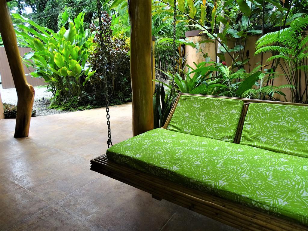 Caribe Town Bungalows Puerto Viejo de Talamanca Extérieur photo