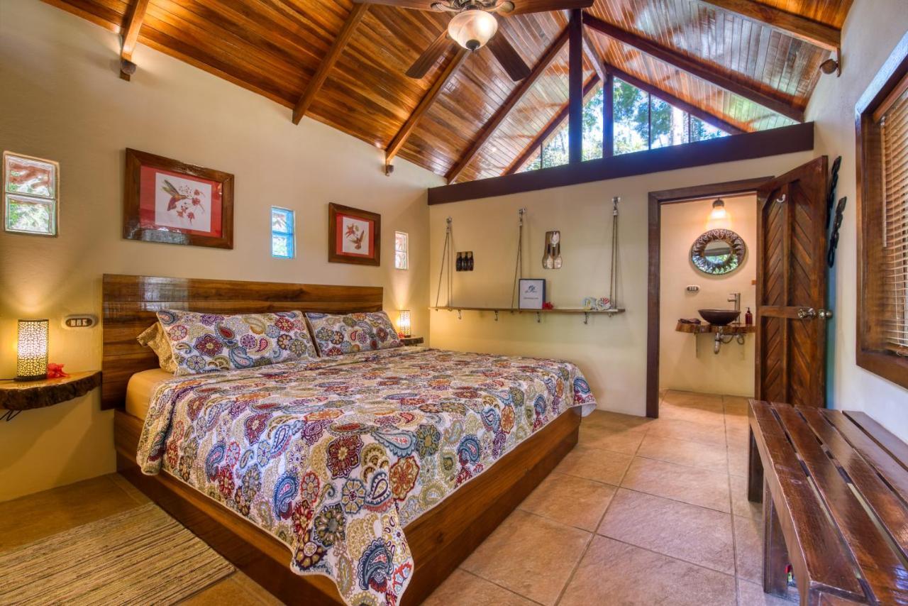 Caribe Town Bungalows Puerto Viejo de Talamanca Extérieur photo
