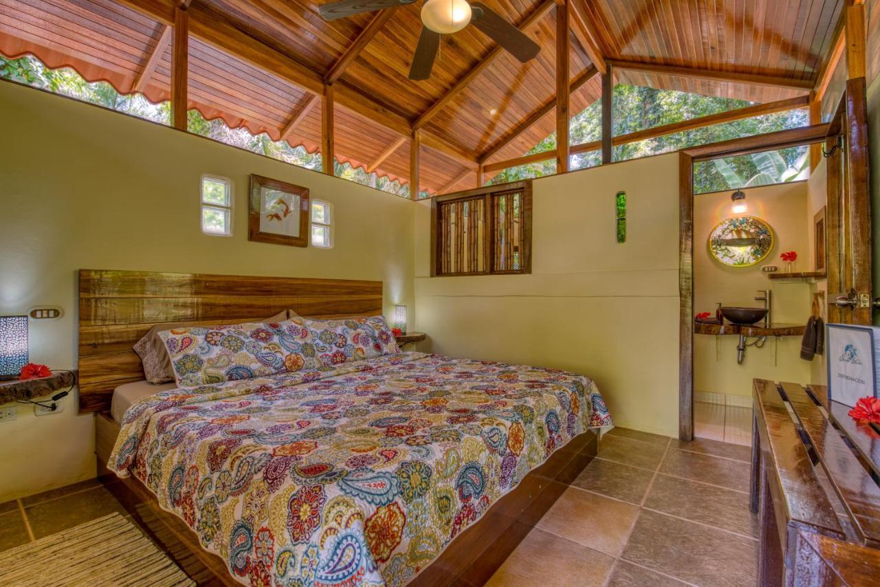Caribe Town Bungalows Puerto Viejo de Talamanca Extérieur photo